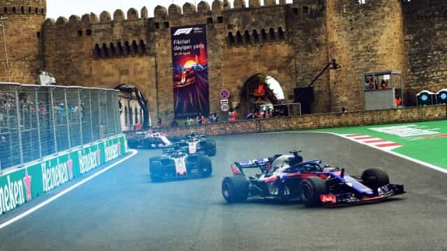 "Formula 1"də sprint yürüşü başladı