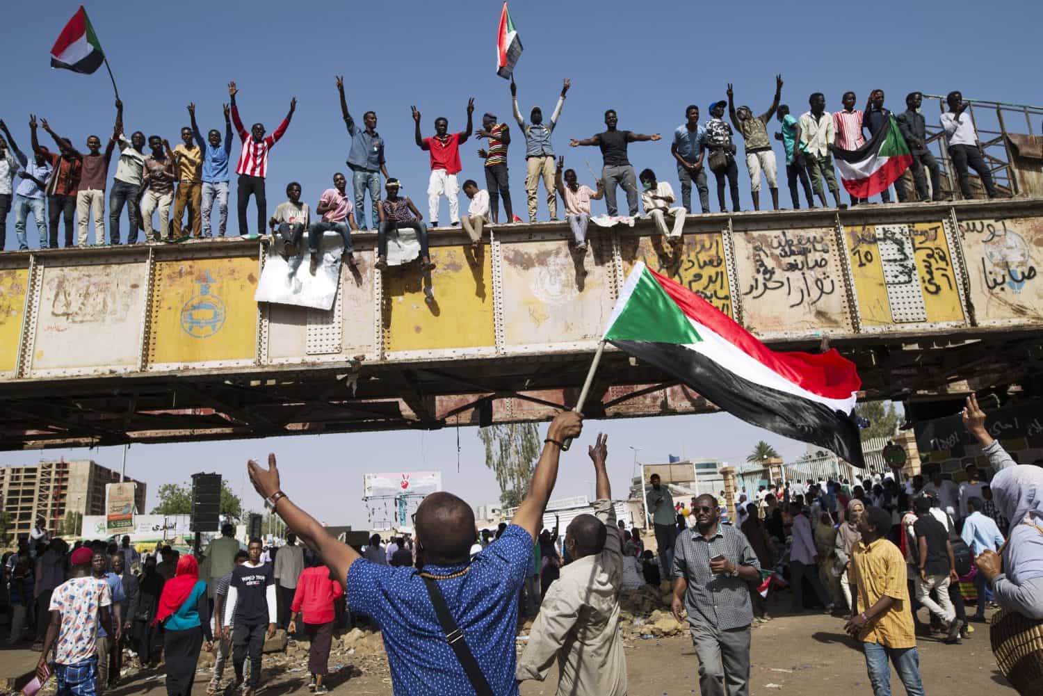 Sudanlı mülki vətəndaşların sayı 822 nəfərə çatıb