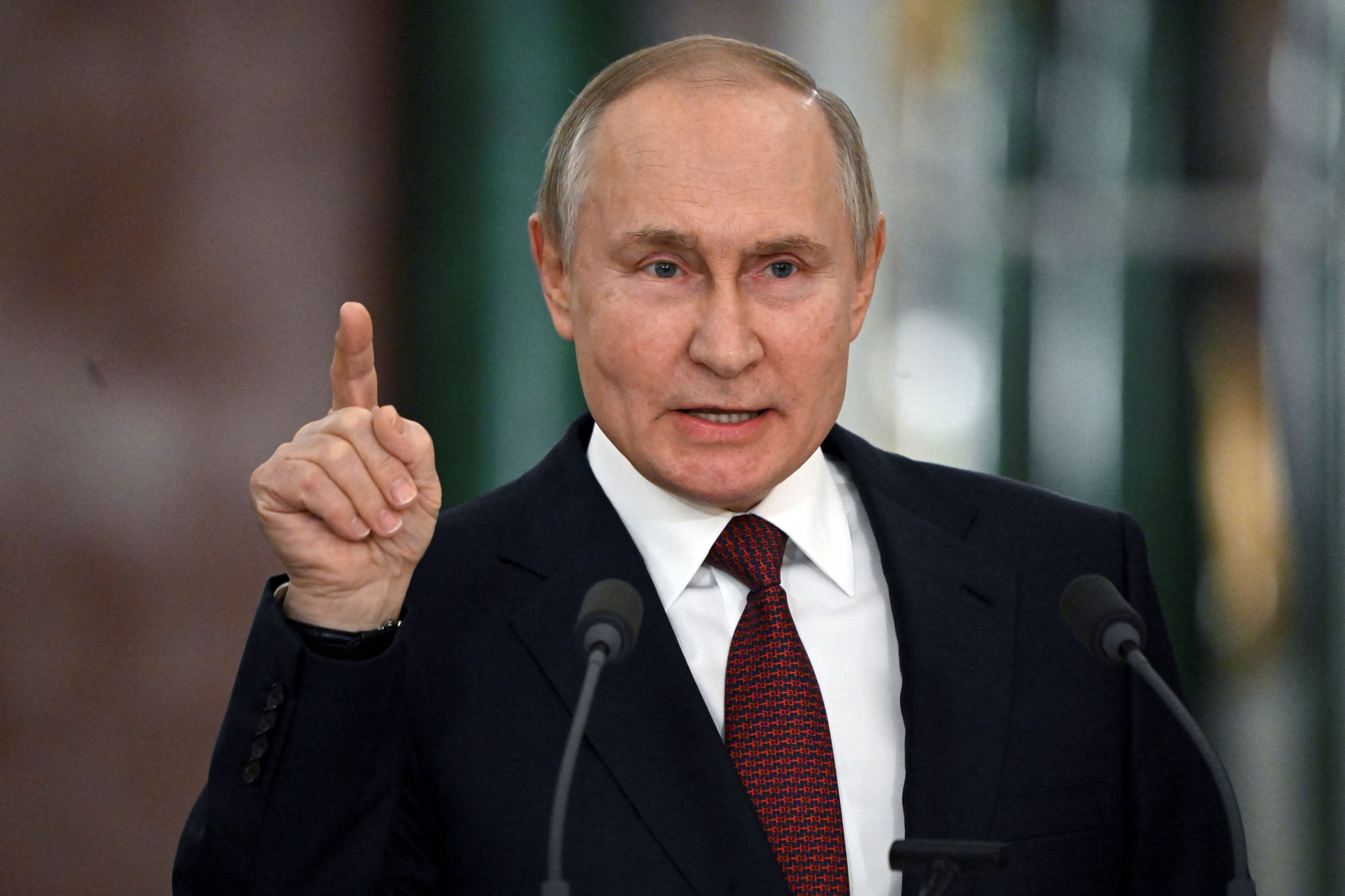 Putin Şərq İqtisadi Forumunda çıxış edib: Rusiya lideri dünyaya hansı mesajları verib?